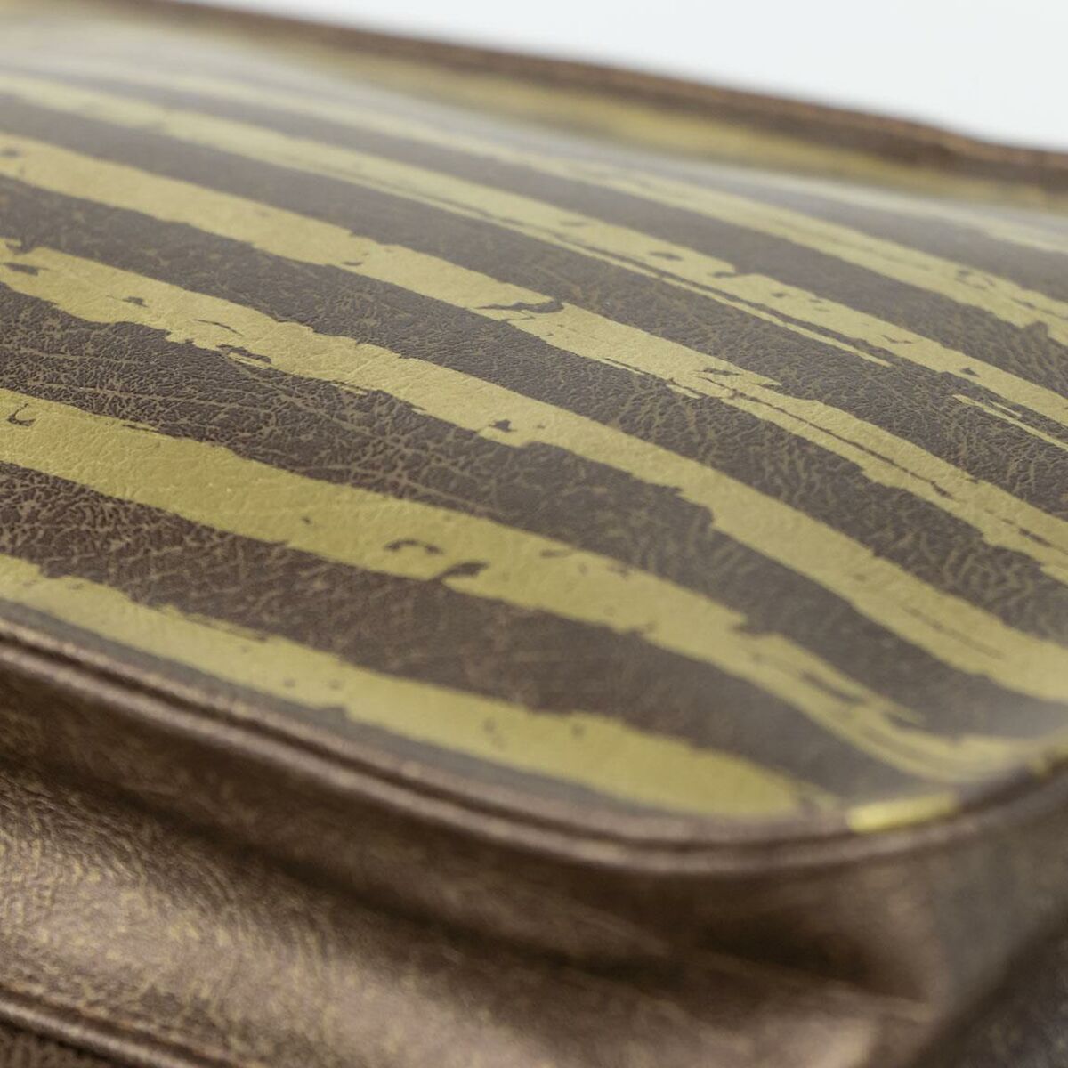 V4H20100817DA9FB2141F1AC5D7BFEFE338R4605013P6